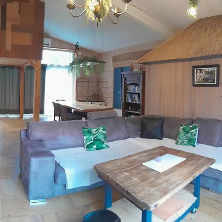 Canopee Saint-Nabord